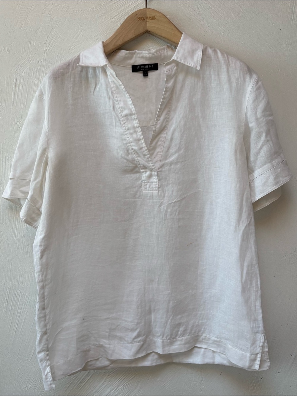 Lafayette 148 New York White Linen V-Neck Short Sleeve Top